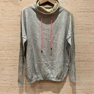 Lisa Todd Sweater Small